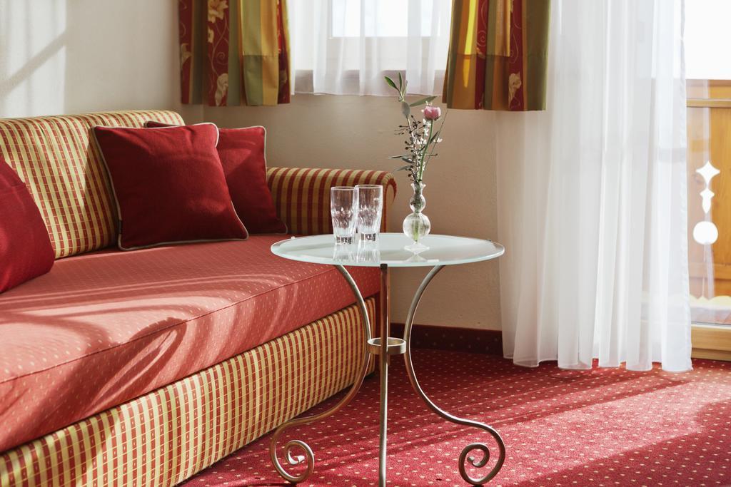 Landhotel Untermuellnergut Дорфгаштайн Экстерьер фото