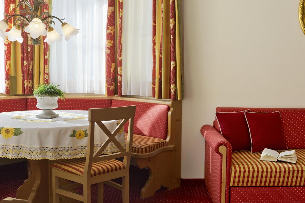 Landhotel Untermuellnergut Дорфгаштайн Экстерьер фото